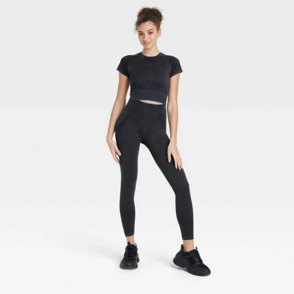JoyLab Ribbed Workout Set - Picture 5 of 6